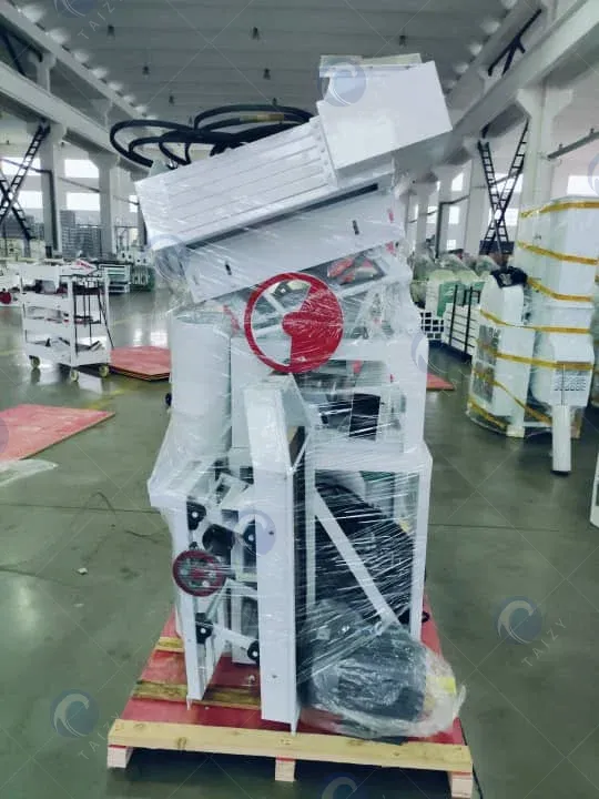 machine à emballer dans la caisse en bois